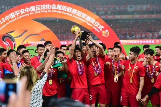 欧冠-本泽马破门阿森西奥建功 皇马2-0切尔西